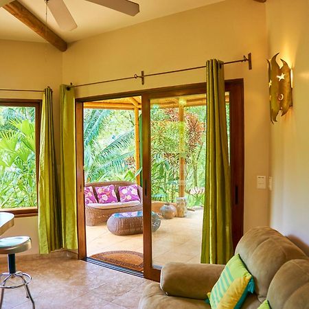 Bed and Breakfast Manoas Uvita Esterno foto